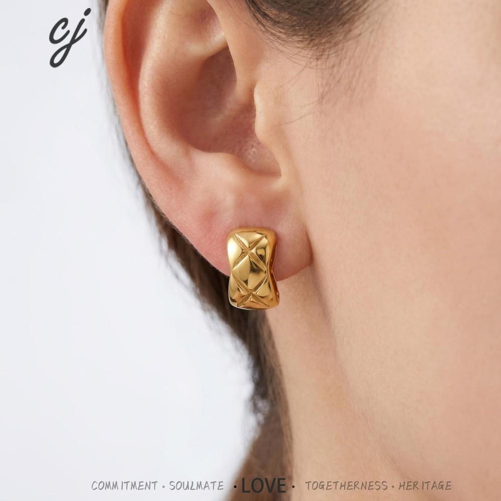 Xena small gold earrings with X-shaped accents, 316L stainless steel — Crown Crest Jewel
