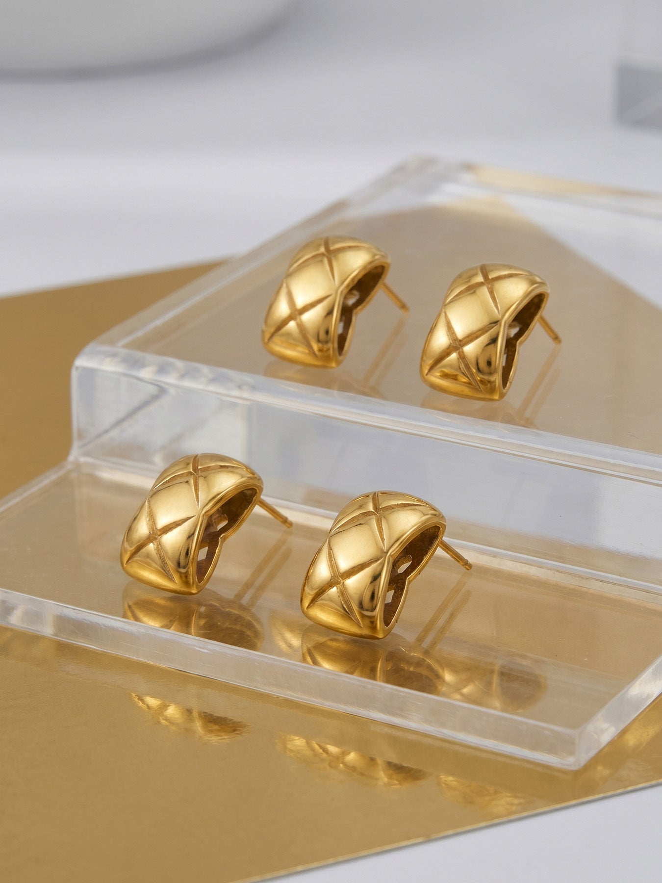 Xena small gold earrings with X-shaped accents, 316L stainless steel — Crown Crest Jewel