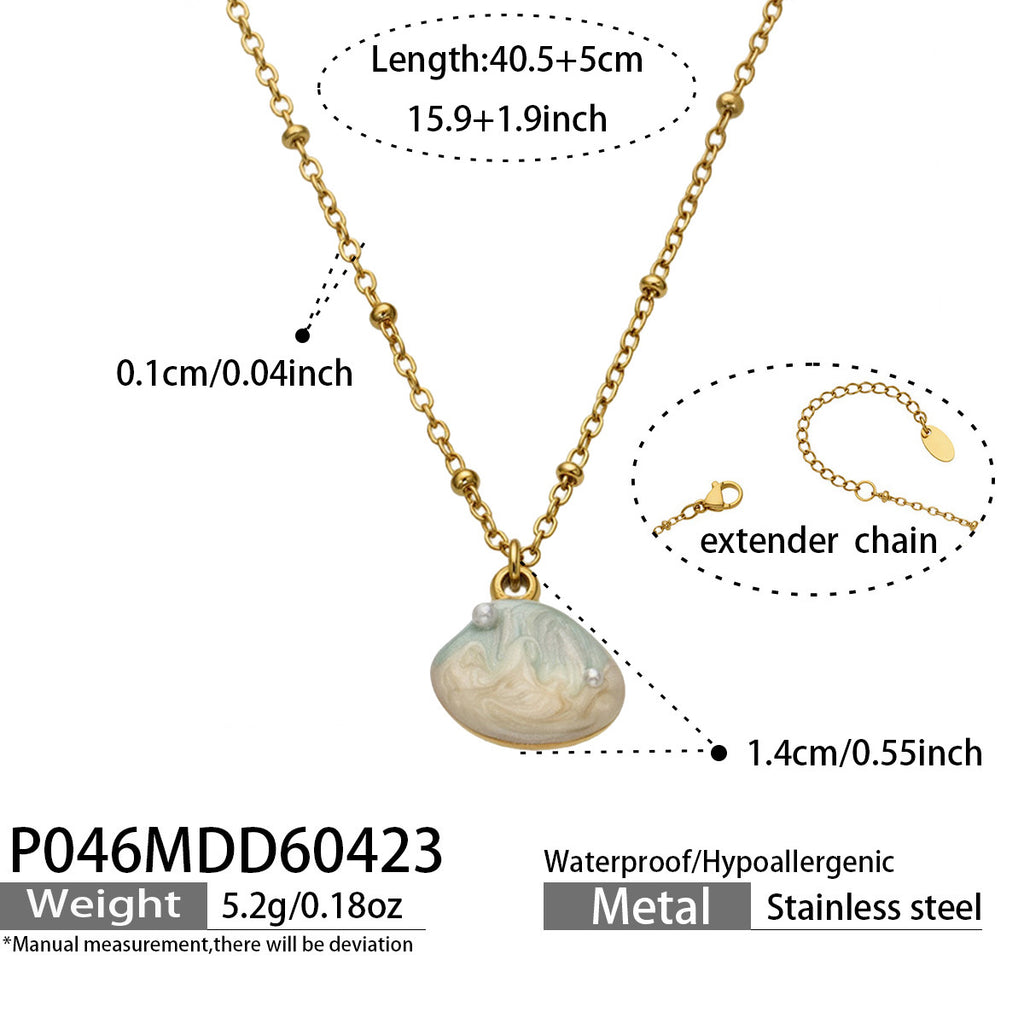 Chaza gold necklace with a coastal shell-inspired pendant, 316L stainless steel — Crown Crest Jewel