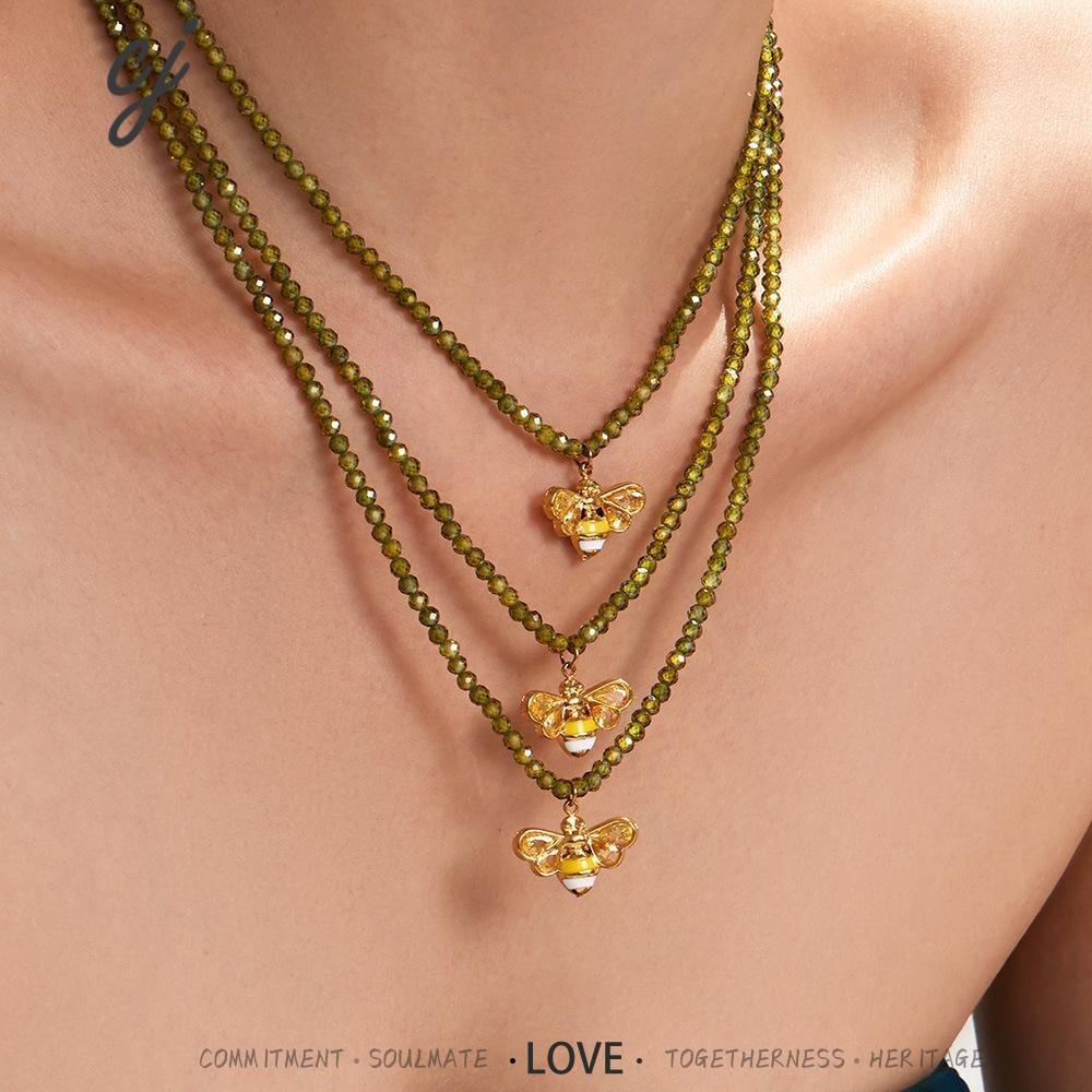 Zawadi gold necklace with green beads and bee pendant, 316L stainless steel — Crown Crest Jewel